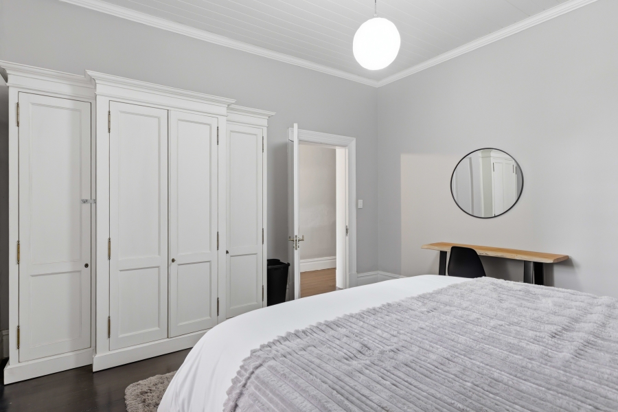 2 Bedroom Property for Sale in Green Point Western Cape
